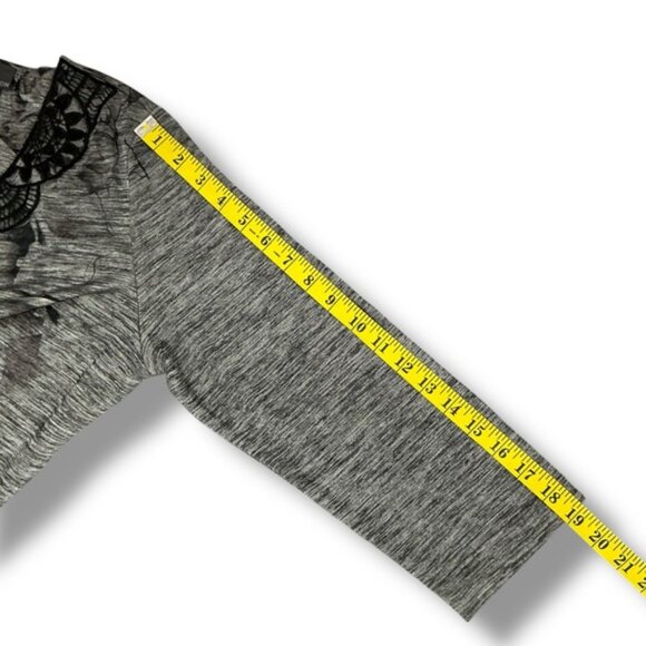 Covington Top Beaded Reflective Tunic Lace Floral 3/4 Sleeve Long Blouse Gray XL - Picture 12 of 16